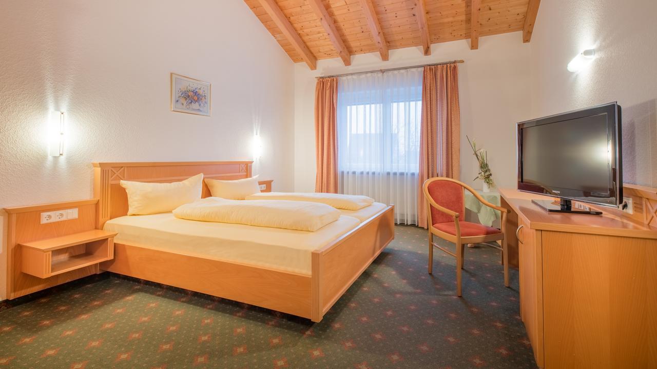 Gasthaus Hotel Adler Endingen am Kaiserstuhl Екстериор снимка